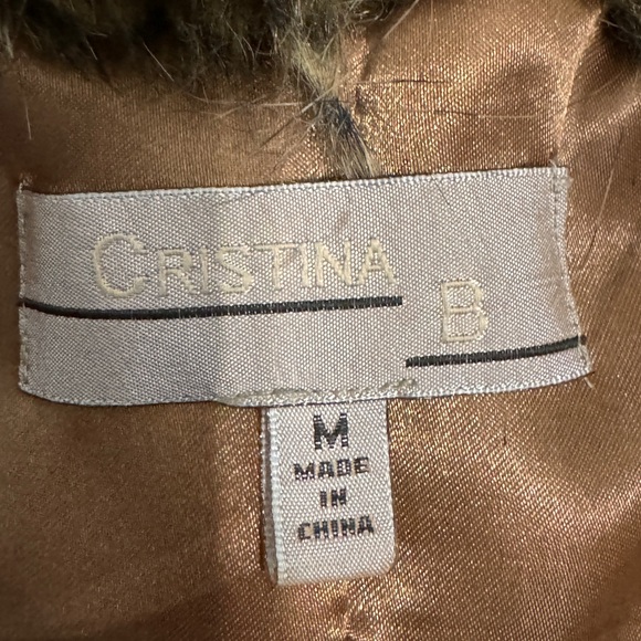Christina B. Size M faux fur vest - Picture 4 of 5